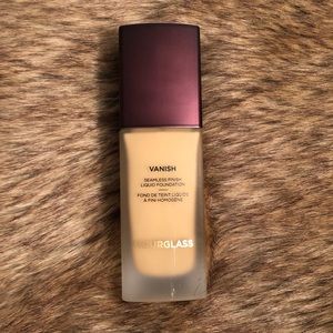 Hourglass Vanish seamless liquid foundation